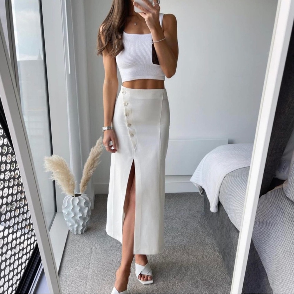 Zara maxi linen skirt Small